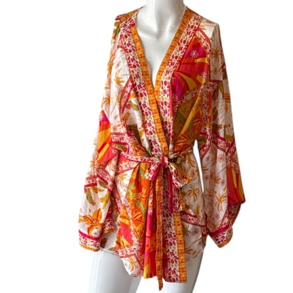 Haute Hippie White Multi Tropical Pineapple Belted Kimono Jacket Size Medium NWT - Picture 2 of 14